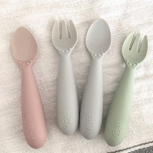 ez pz Toddler Utensils - 2 forks and 2 spoons